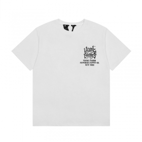 Трендовая модель футболки от бренда VLONE белого цвета