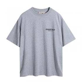 Базовая футболка Essentials FOG серого цвета с брендовыми надписями