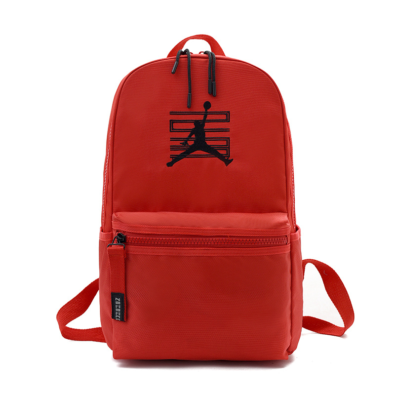 Красный рюкзак фирмы Jordan для повседневного ношения