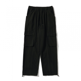 Чёрные штаны TXC Pants выполнены на резинке с завязками