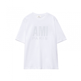 Белая повседневная футболка AMI прямого кроя с короткими рукавами