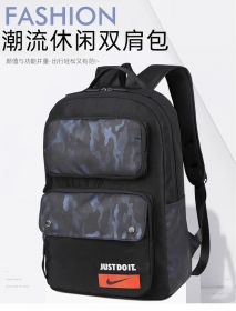 Практичный с синим камуфляжем Nike рюкзак черного цвета