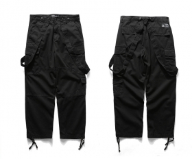 От бренда PMGO прямого кроя чёрные брюки со съёмными подтяжками