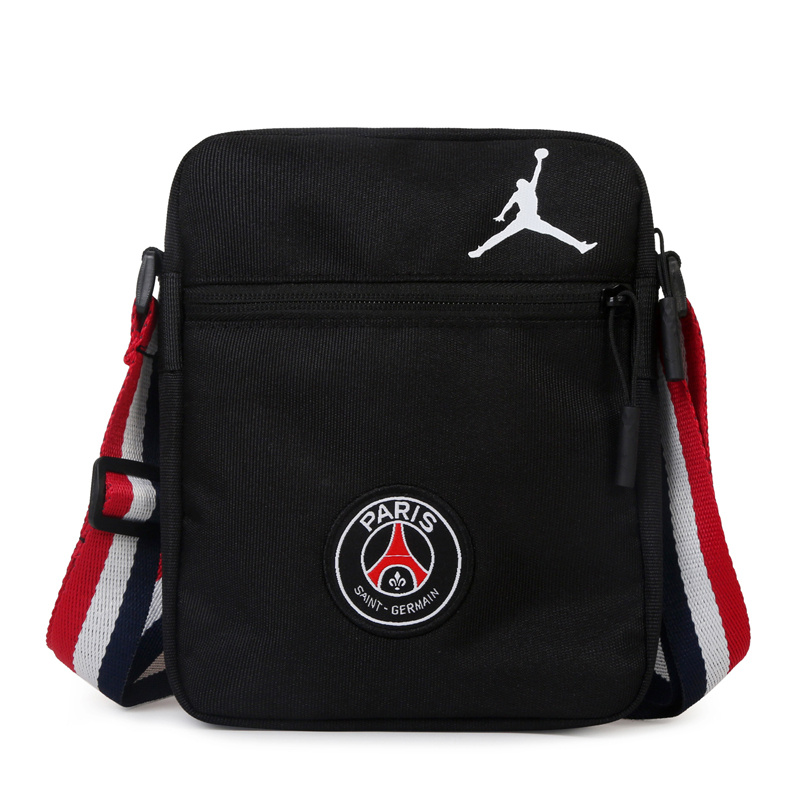 Чёрная сумка через плечо с логотипом Jordan из прочного текстиля     