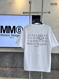 Прочная футболка от бренда Maison Margiela в белом цвете