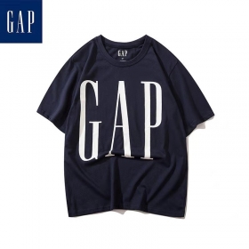 От бренда GAP тёмно-синяя со спущенными рукавами футболка