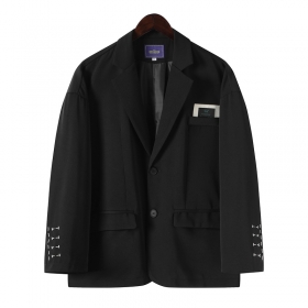 Классический чёрный пиджак с  паше в нагрудном кармане Classic