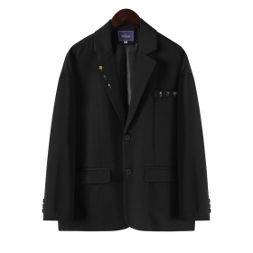 Пиджак базовый черного цвета с вышивкой цветов Classic