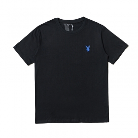 Чёрная футболка VLONE с синим логотипом и принтом Playboy