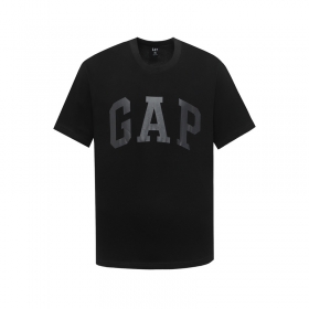 Повседневная в черном цвете футболка Gap с серой надписью