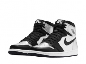 Белые с серебром и черным кроссовки Air Jordan High