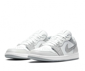 Белые с серым кроссовки Air Jordan Low кожа