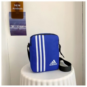 Cумка Adidas на одно плечо синего цвета с двумя отделениями