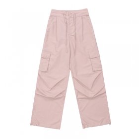 Штаны карго розового цвета от бренда UNINHIBITEDNESS