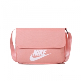 Женская розовая сумка через плечо с белым лого Nike 