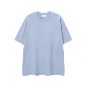 Голубая удлинённая AMI футболка с короткими рукавами