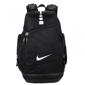 Рюкзак чёрный Nike с боковой молнией и карманами по бокам