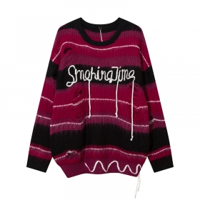 С "зашнурованным" лого Smoking Time красно-черный свитер