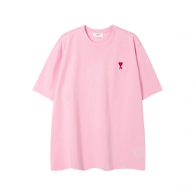 Повседневная розового цвета AMI 100% хлопковая футболка с нашивкой