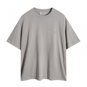Комфортная футболка Essentials FOG цвета капучино в фирменном стиле