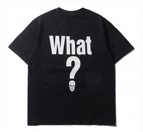 Оверсайз черного цвета футболка с белым черепом и вопросом "Что?"