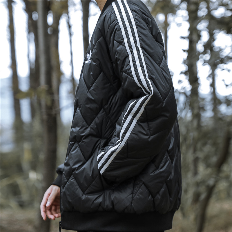 Adidas чёрная стеганная куртка-бомбер с вышитым логотипом