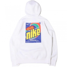Объёмное белое худи Nike с ярким логотипом на спине
