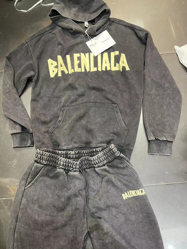 Balenciaga спортивный костюм в графитовом цвете на резинке