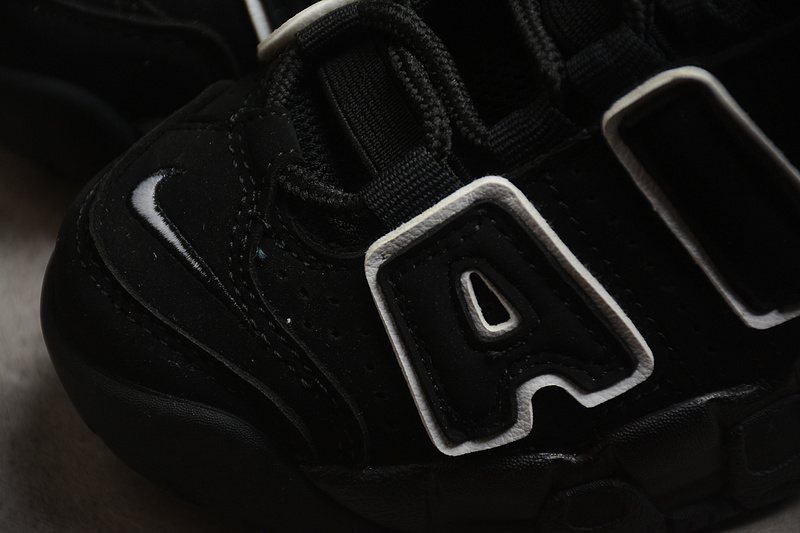 Nike Air More Uptempo 96 кроссовки чёрные замшевые с плотной подошвой