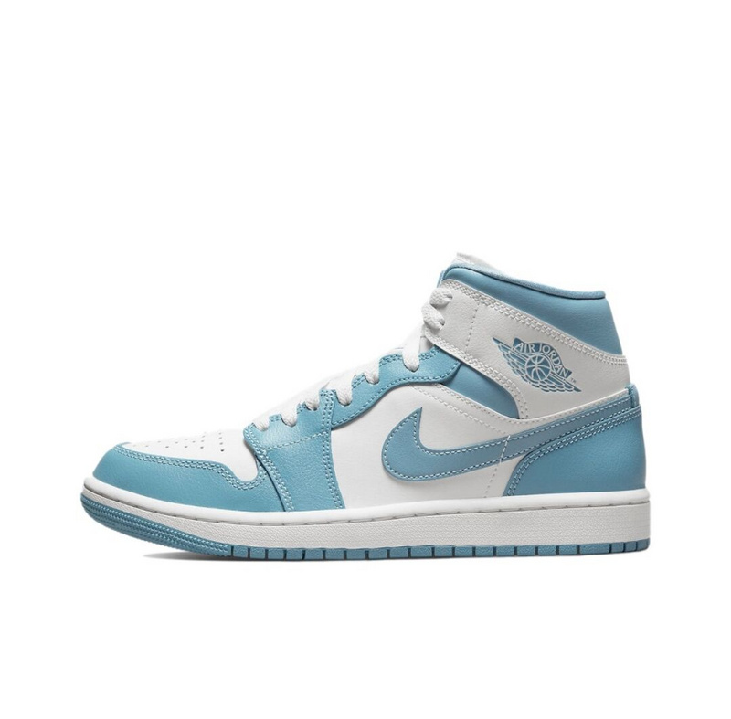 Голубые с белым кроссовки Air Jordan Mid кожа