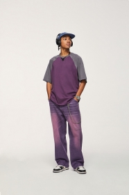 Широкие джинсы бренда INFLATION нежно-фиолетового цвета