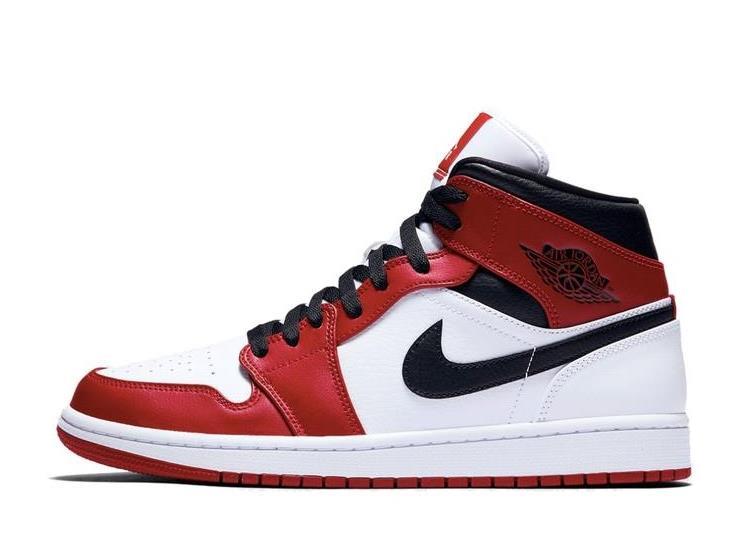 Красные с белым и черным кроссовки Air Jordan Mid кожа