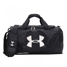 Storm чёрная спортивная сумка с вентилируемым карманом 