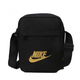 Чёрная с жёлтым логотипом Nike сумка через плечо с регулирующим ремнём