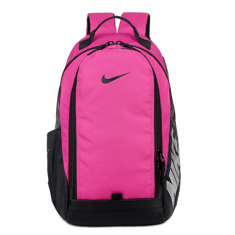 Ярко-розовый рюкзак Nike с практичными отделениями внутри 