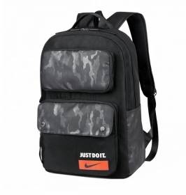 Повседневный рюкзак черный с серым камуфляжем Nike