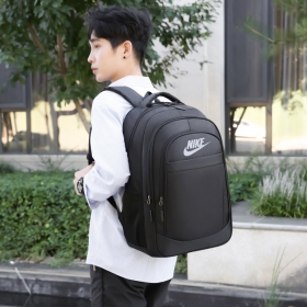 Универсальный стильный NIKE рюкзак в черном цвете и логотипом бренда