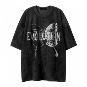 Чёрная с напечатанным принтом - бабочка футболка SUCKMY замшевая
