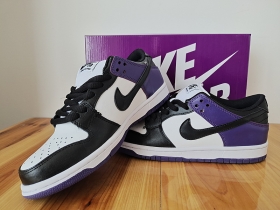 Черно-белые кроссовки с фиолетовыми вставками Nike SB
