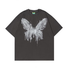 Серая футболка Unusual с принтом бабочки на груди