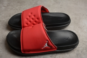 Мужские сланцы Nike Jordan Play Slide красного цвета