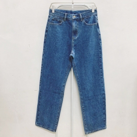 Прямые унисекс синие классические джинсы с нашивкой Carhartt