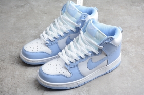 Высокие кроссовки Nike Dunk High бело-голубого цвета оптом