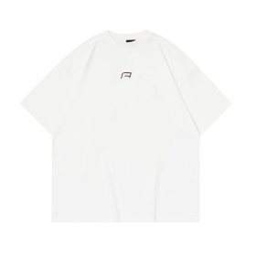 Белая удлинённая базовая футболка OVDY с принтом на спине вышитым