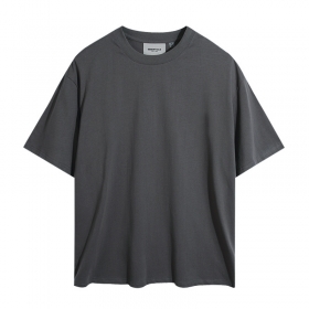 Удобная ESSENTIALS FOG футболка серого цвета брендовым лого