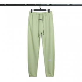 Светло-зеленые штаны бренда ESSENTIALS FOG с карманами