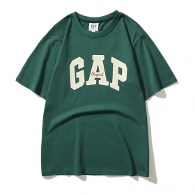 Качественная зелёного цвета удлинённая футболка GAP с логотипом