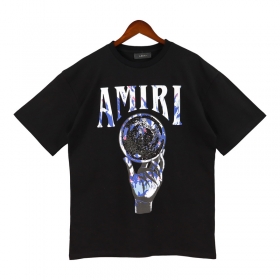 Черная футболка бренда AMIRI с большим принтом "сфера в руке"