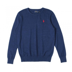 Модная модель свитера Polo Ralph Lauren синего цвета с лого на груди