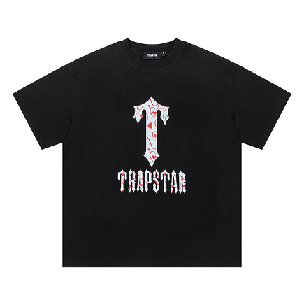 Базовая с фирменным логотипом Trapstar футболка чёрная прямого фасона